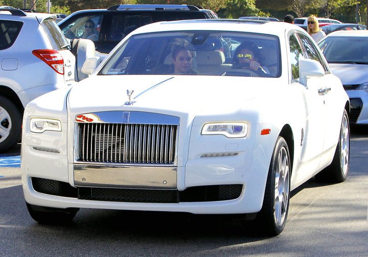 According to sources, Jenner reportedly crashed her Rolls Royce Ghost in an accident once.