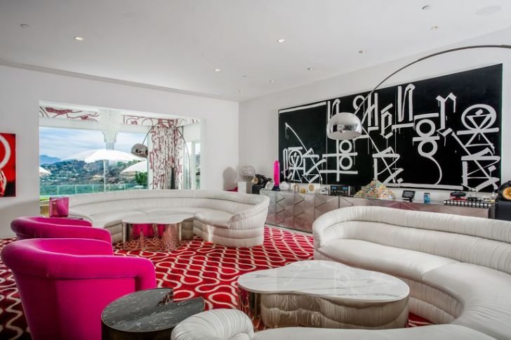 The A-list designer is famous for her high profile celebrity clientele as well as her unique and stunning patterns and schemes.