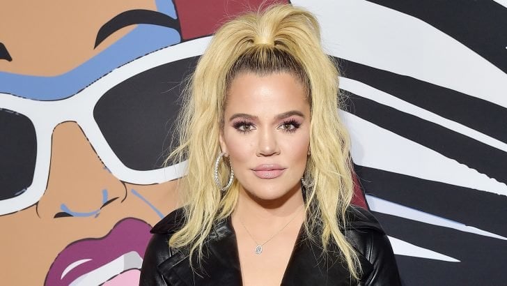 Cuoco reveals Khloe Kardashian previously owned her mansion in California.