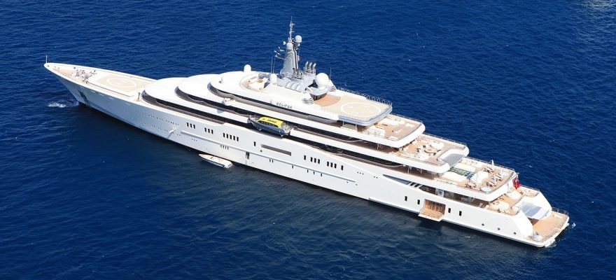 Abramovich ordered the construction of his Eclipse in total secrecy.