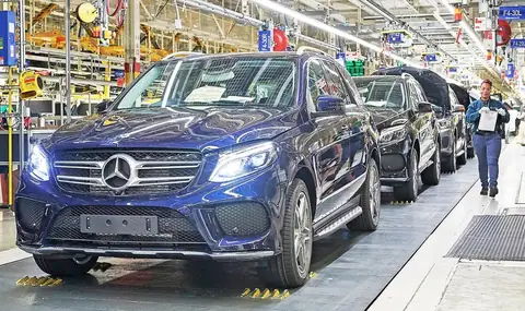 Mercedes and Maserati Sales Drop In British Columbia