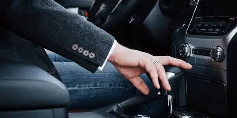Automatic vs Manual Transmission – Which Should You Choose?