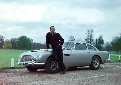 007’s Iconic Goldfinger Car Aston Martin DB5 To Hit the Streets Once Again!