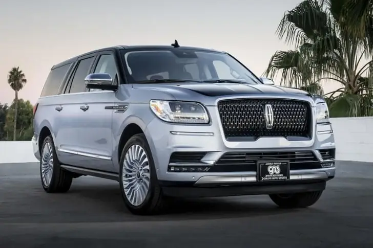 Leno didn't hesitate to spend serious cash just to customize his own Lincoln Navigator according to his wishes.