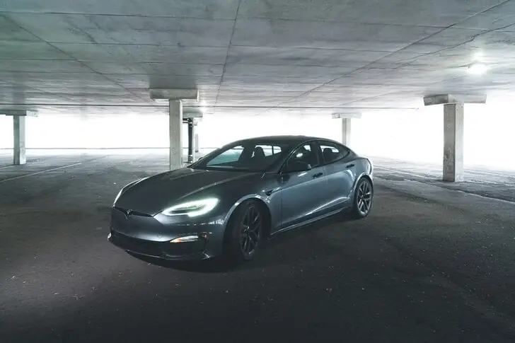 Tesla_2