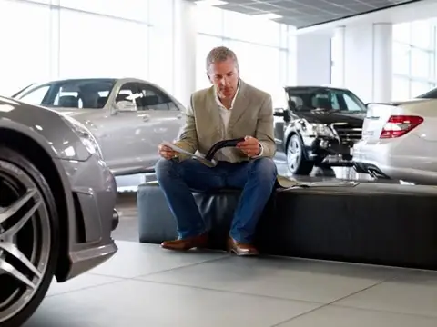 Planning on Buying a New Car? Check out These Tips First