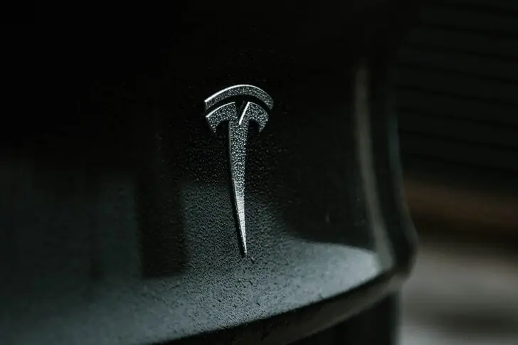 tesla-1