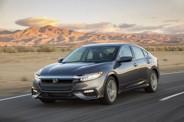 Bezos upgraded his car to a modest Honda car when he earned enough fortune after the success of his Amazon launching.