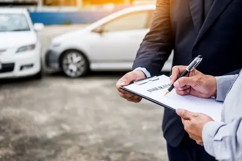 Tips on How High-Risk Drivers Can Find Great Car Insurance Rates