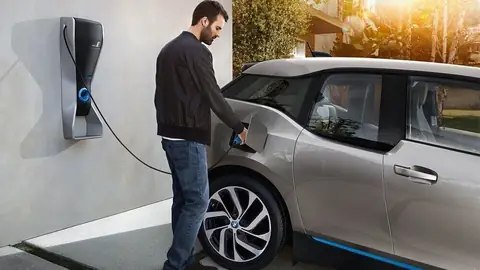 Here’s All You Need to Know About Charging An Electric Car
