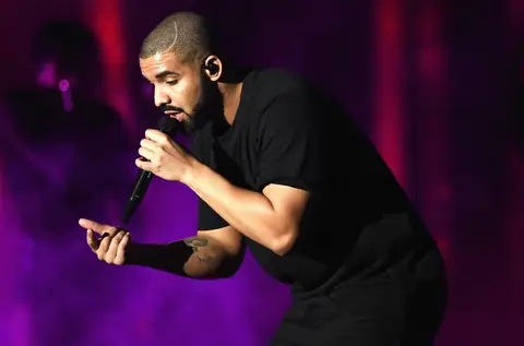 Drake Splurges a Whopping $600,000 on Super-Rare Mercedes Maybach