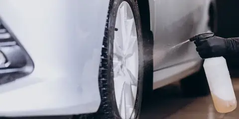 Selecting the Perfect Tire & Wheel Cleaner for Lasting Results