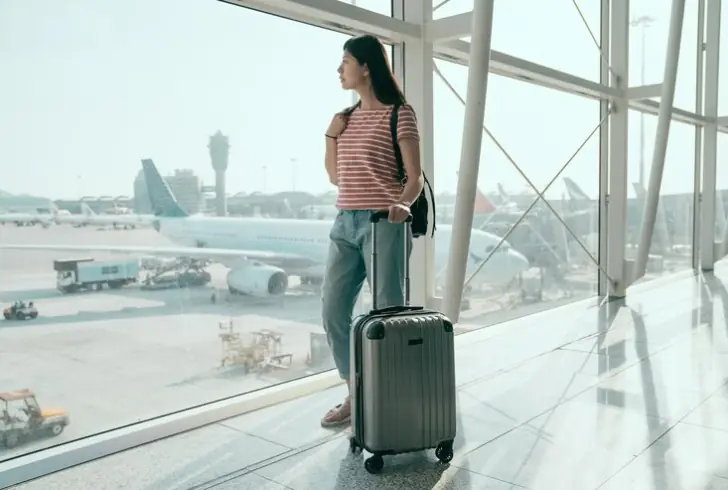 how early should i get to the airport