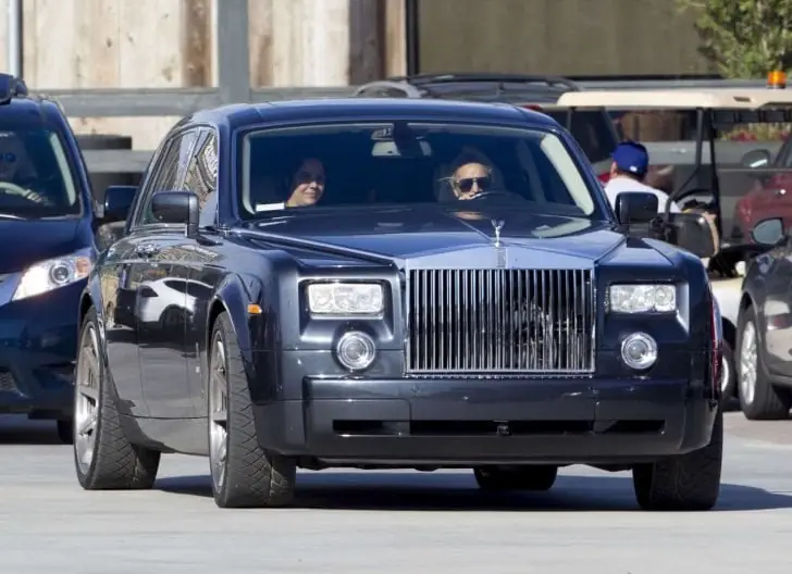 Lady Gaga has a strange fascination with classic cars as she bought another Rolls Royce Phantom.
