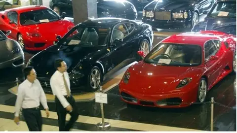Is the Decline of the Real-Estate Industry Affecting the Sale of Luxury Cars?