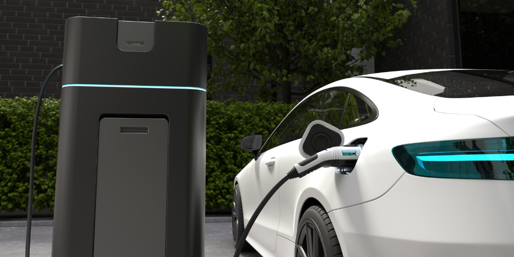 EV vs. Hybrid vs. Gas | Which Car Works Best for a Road Trip?